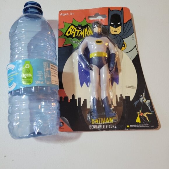 DC Batman Bendable Figurine New - Picture 3 of 4